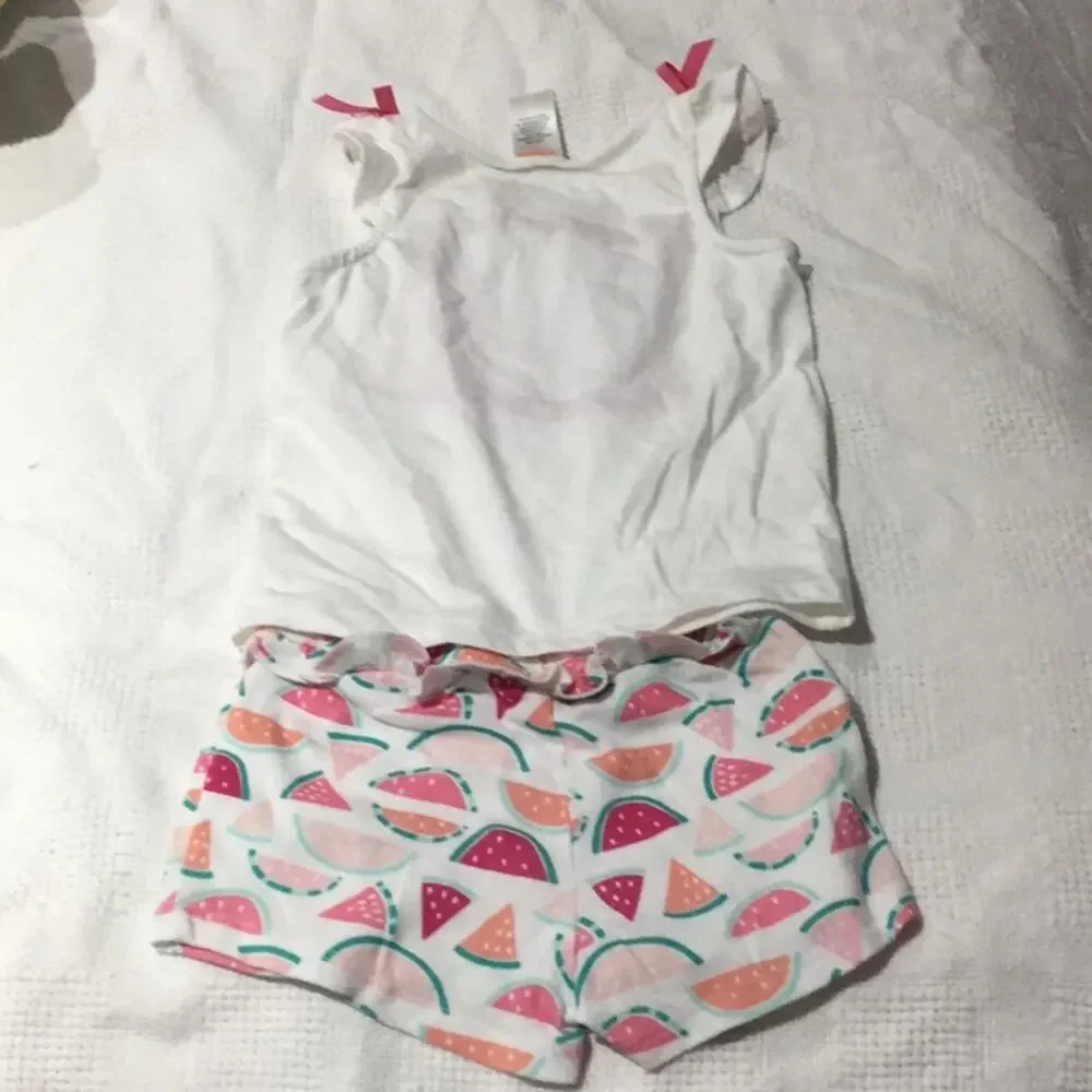 Gymboree 2T short t set pinks worn once